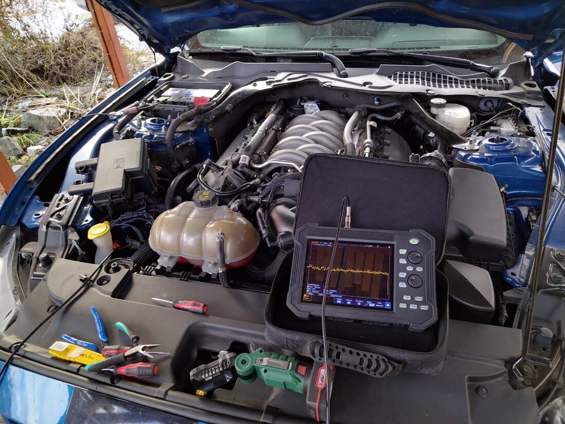 Automobilový osciloskop při měření